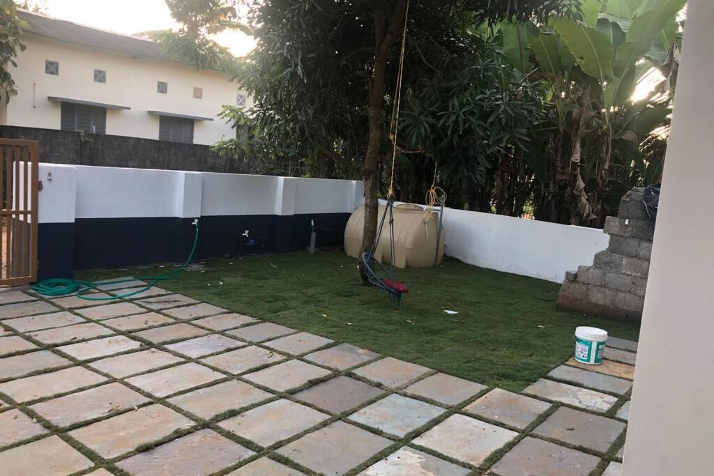 Beautiful Village House With All Facilities. Alappuzha Luaran gambar